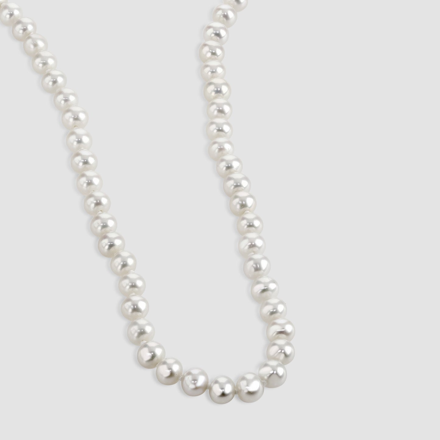 Freshwater pearl necklace