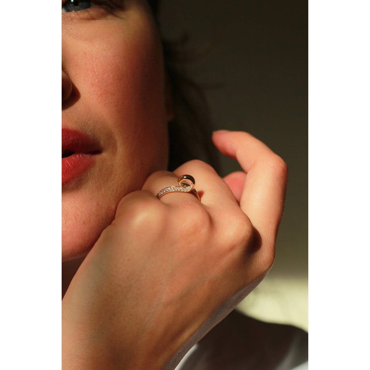 Andrew Geoghegan ‘Emergence’ diamond ring