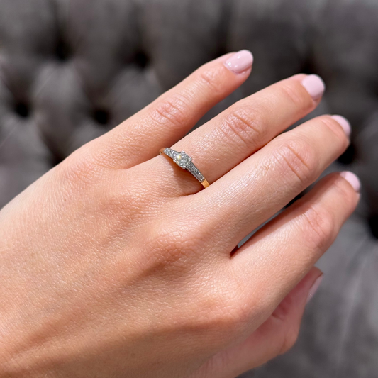 18ct and platinum vintage diamond solitaire ring