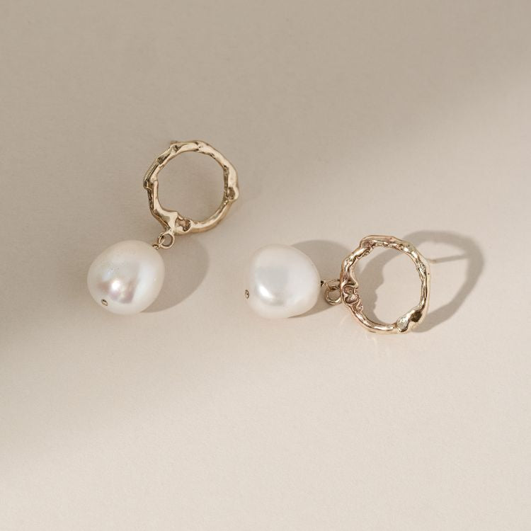 9ct Gold Molten Halo Pearl Drop Earrings