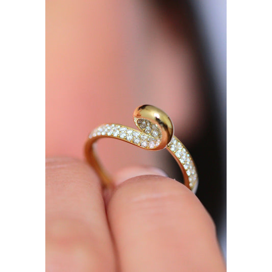 Andrew Geoghegan ‘Emergence’ diamond ring