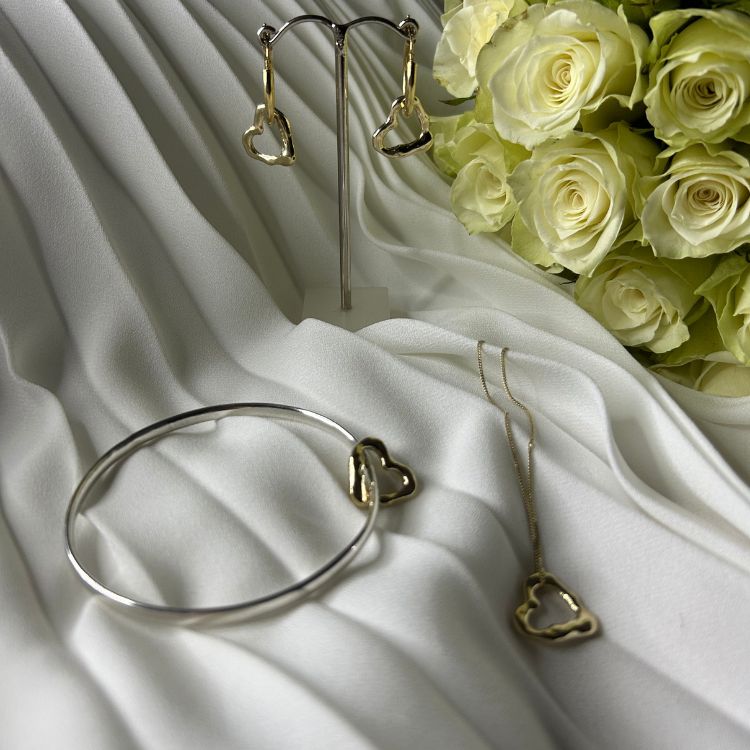 9ct Gold Molten Heart Drop Earrings