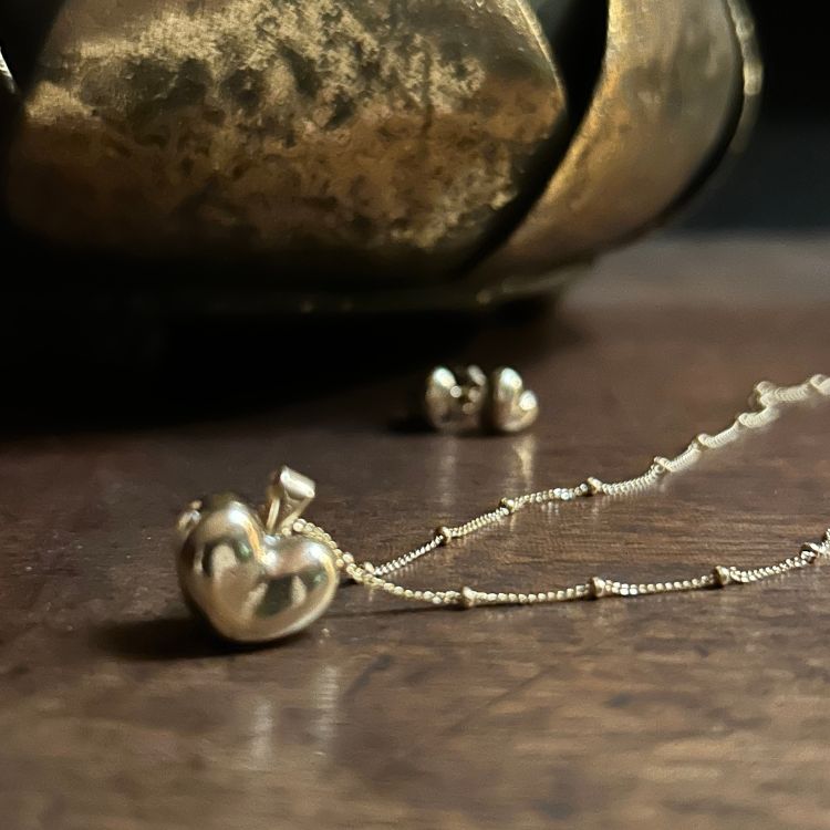 9ct Gold Puffy Heart Necklace