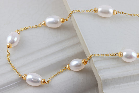 Freshwater pearl and yellow gold necklace