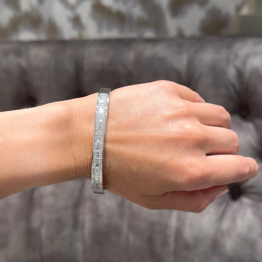 Baguette and princess cut diamond Bangle