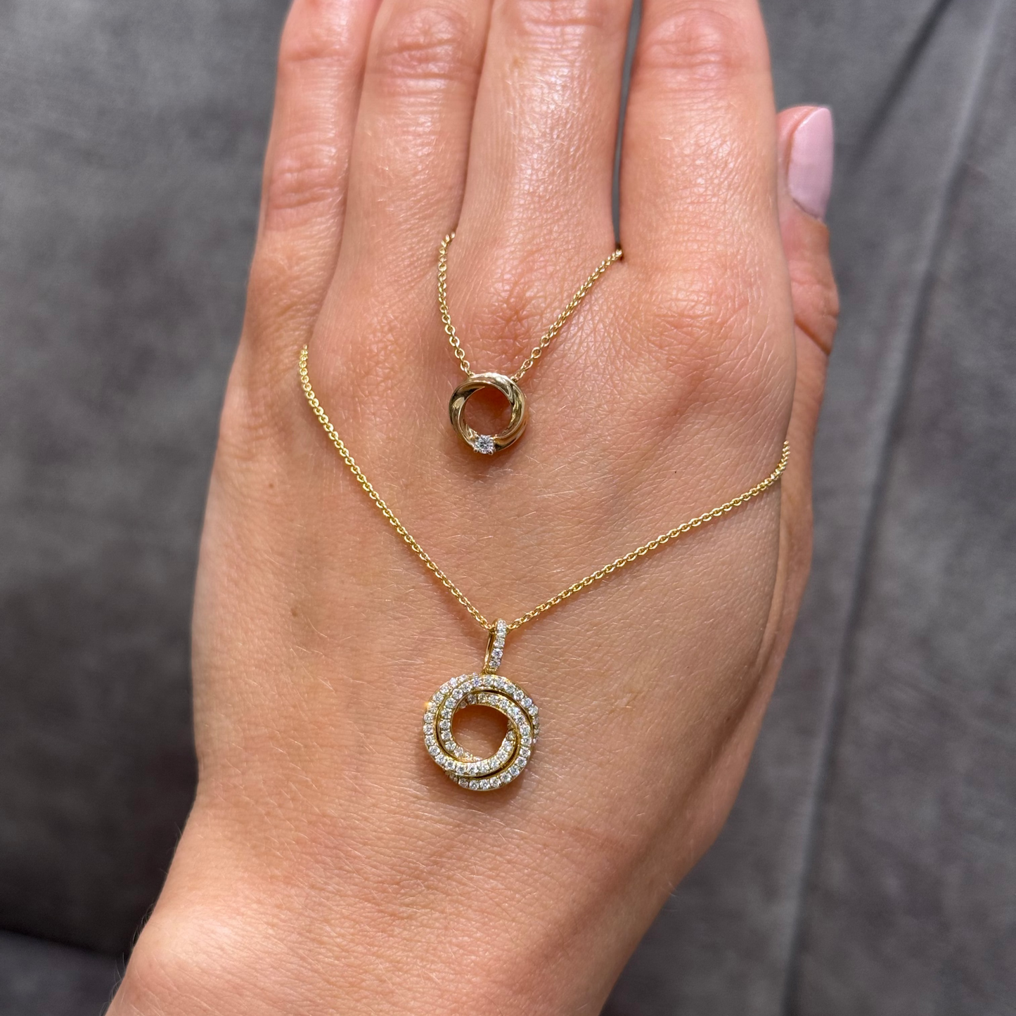 Diamond set twisted circle pendant and chain