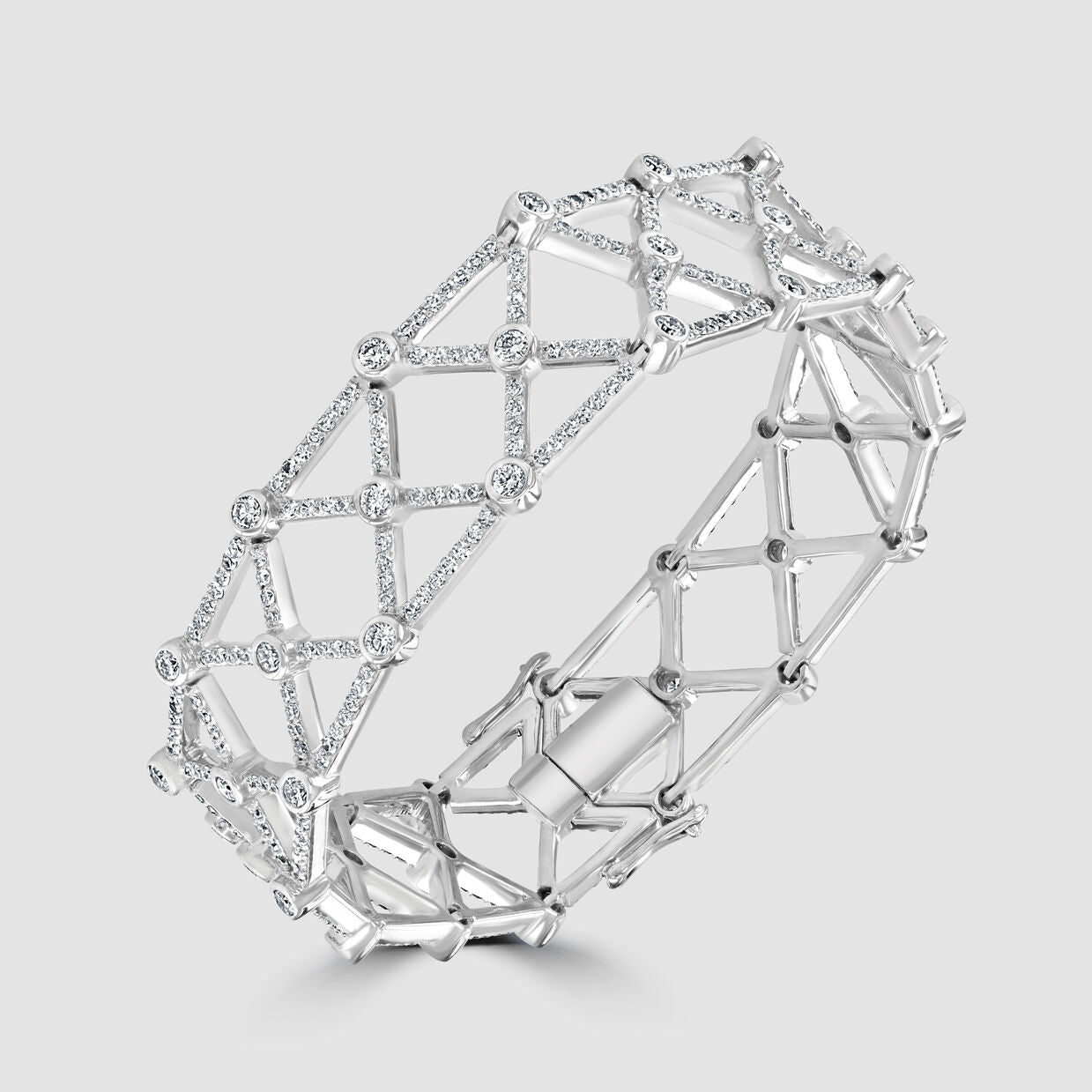 Diamond criss cross design bracelet