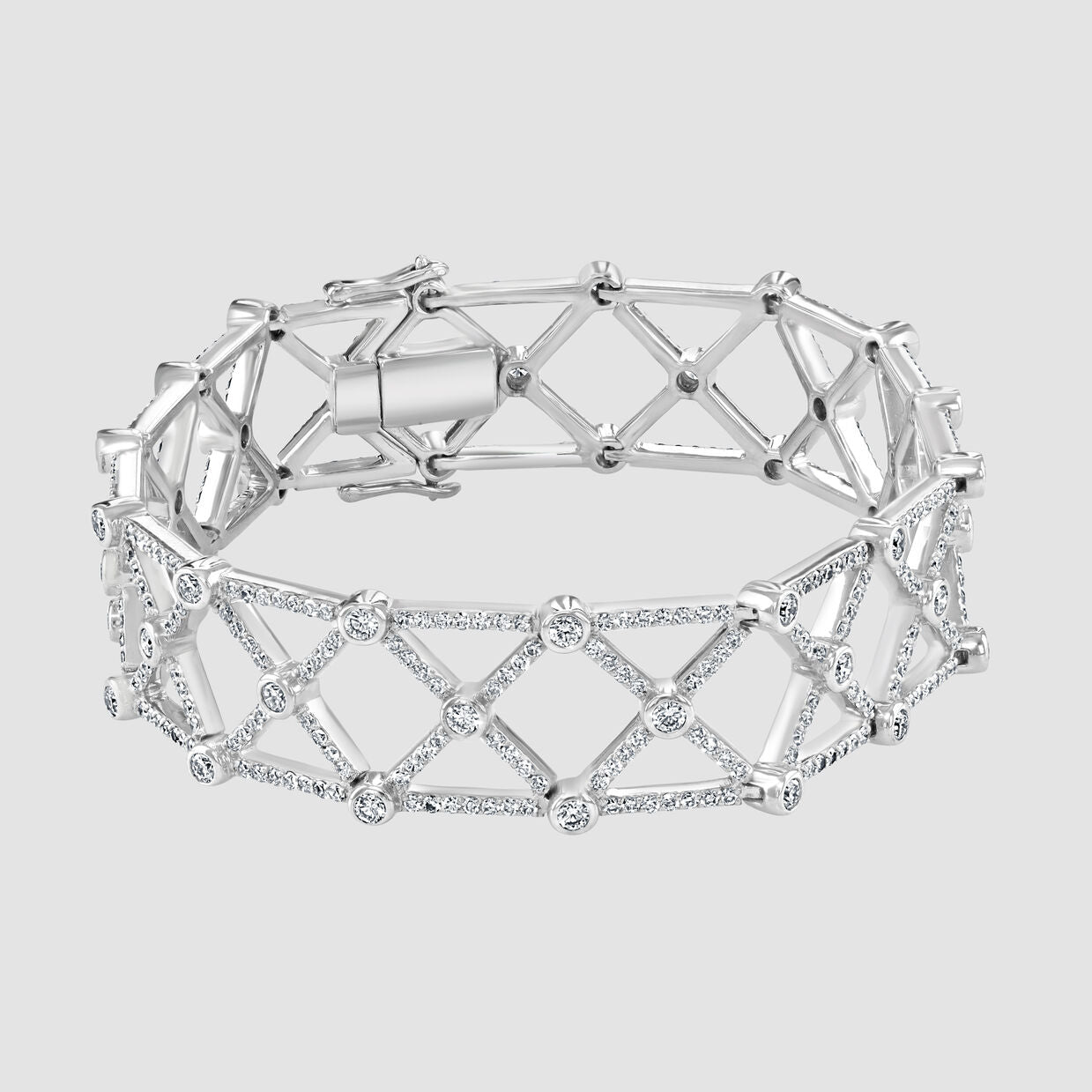 Diamond criss cross design bracelet