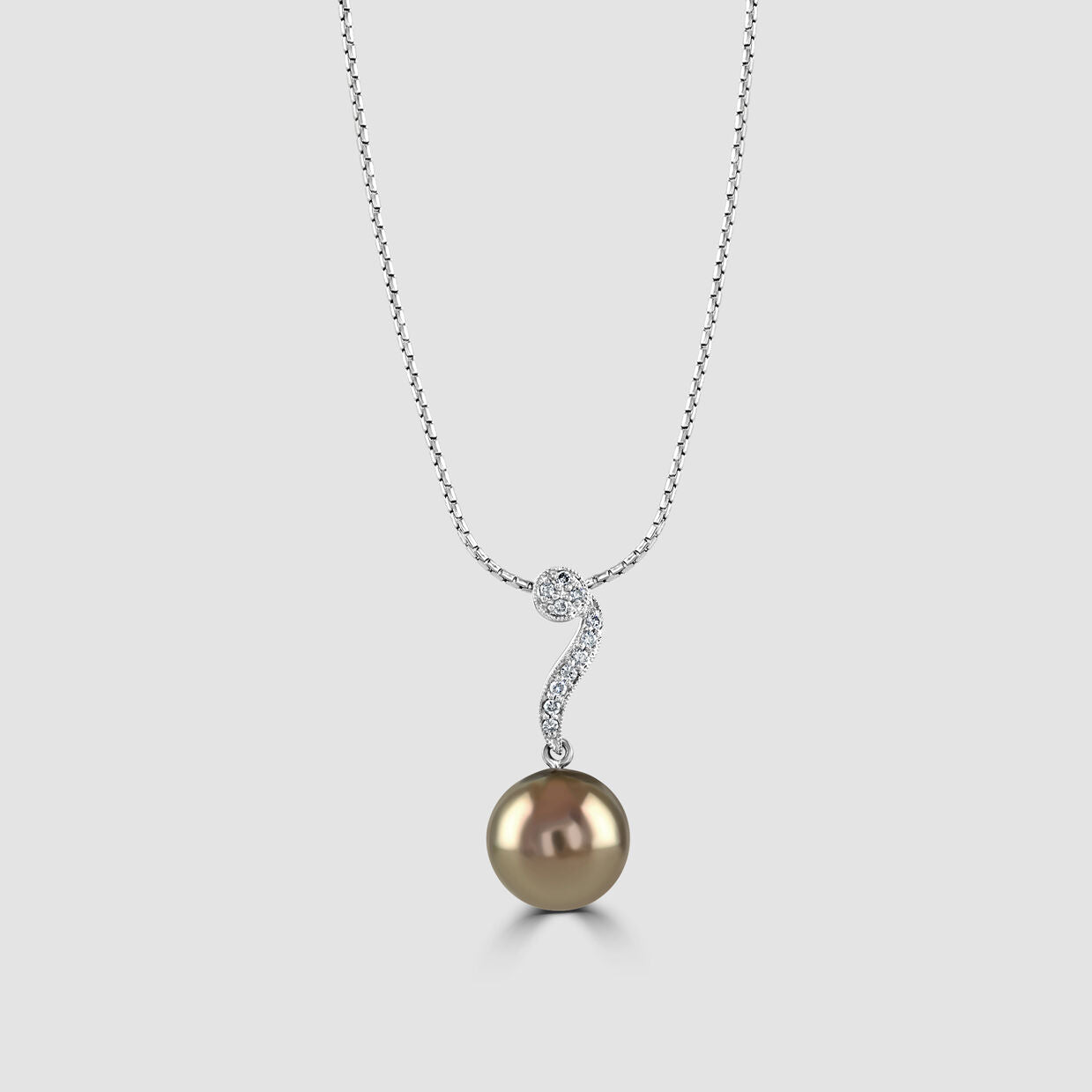 Pearl and diamond drop pendant and chain