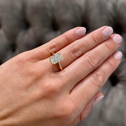 Radiant cut laboratory diamond solitaire