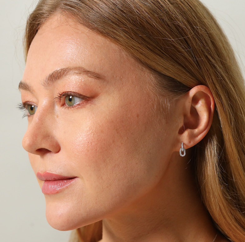 Diamond set link design stud earrings