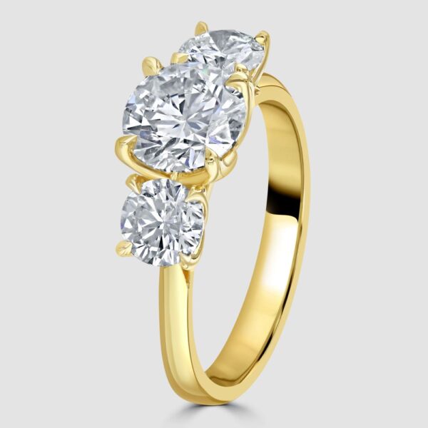 18ct yellow gold Laboratory Diamond three stone ring