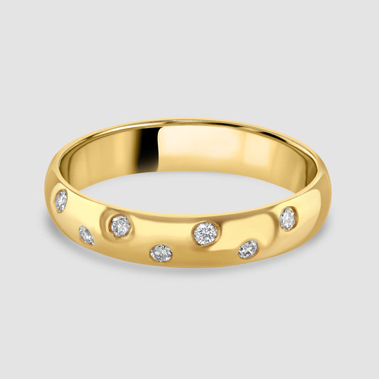 18ct yellow gold diamond set band