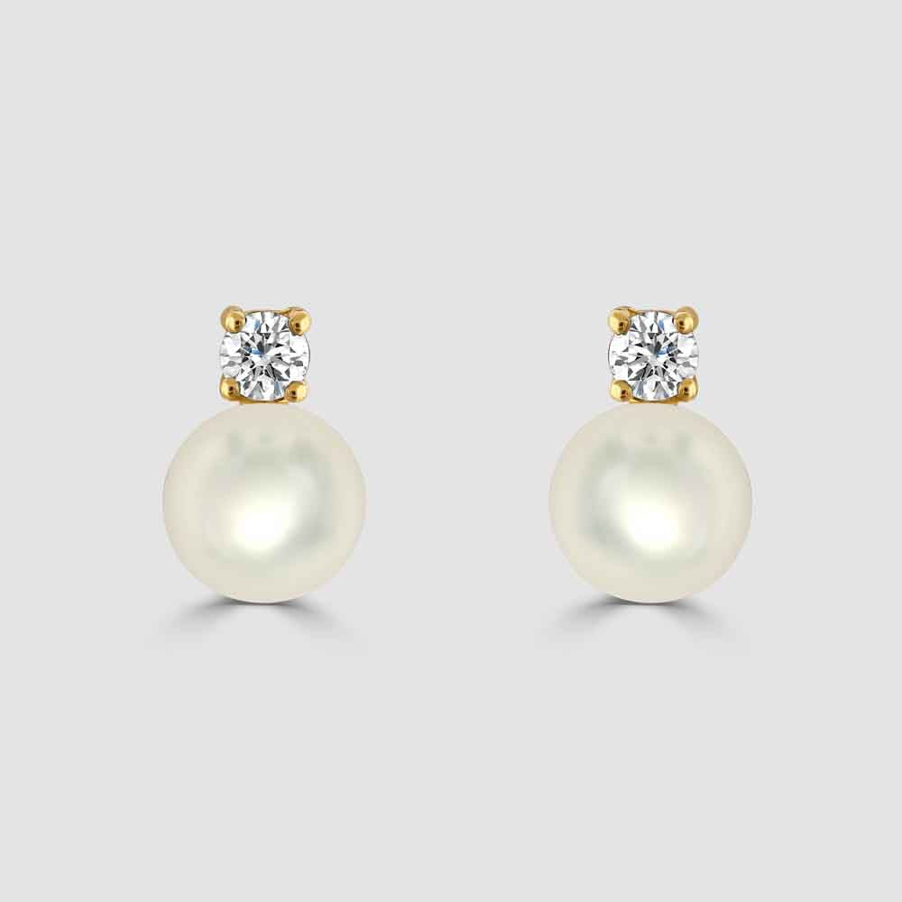 18ct yellow gold pearl and diamond stud earrings