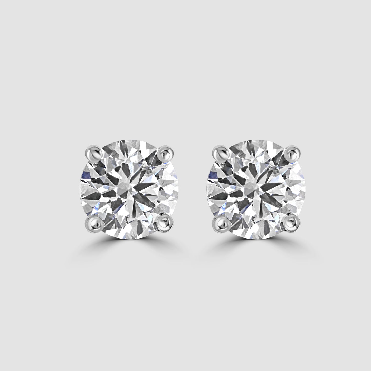 Laboratory diamond stud earrings 2.04ct total