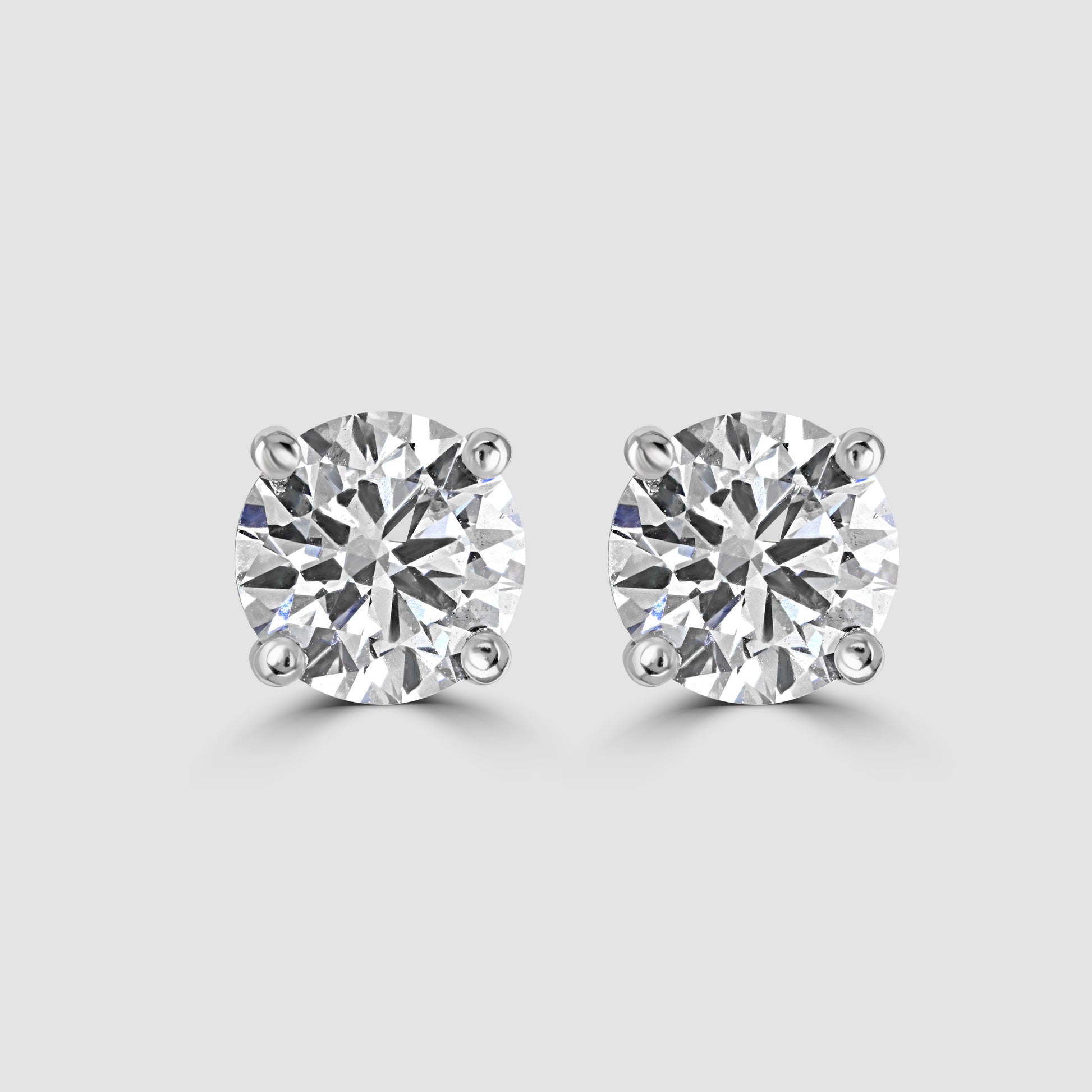 Laboratory diamond stud earrings 2.04ct total