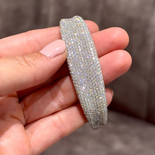 Diamond pave set hinged bangle