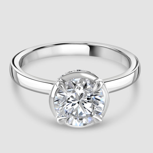 Laboratory diamond solitaire with hidden halo 