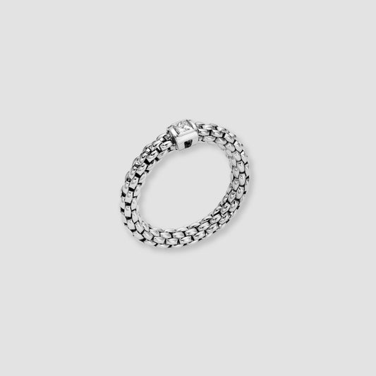Souls Flex’it white gold diamond set ring
