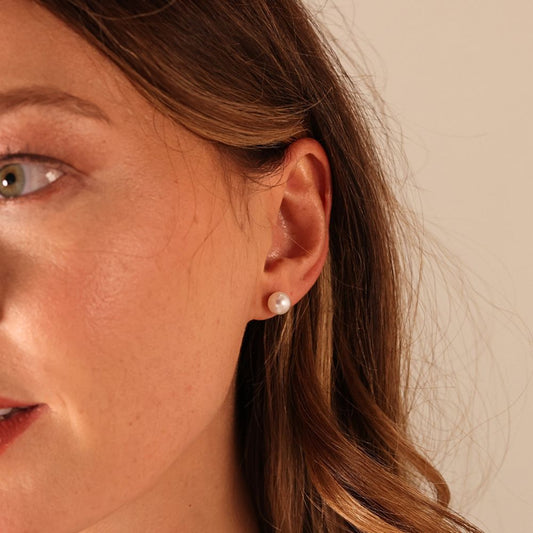 Freshwater pearl stud earrings