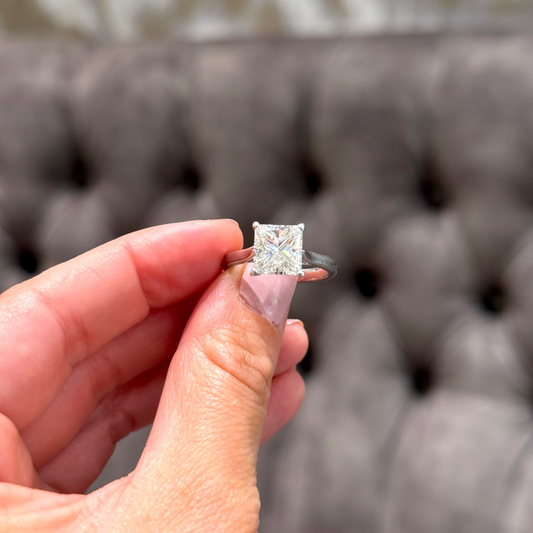 Princess cut diamond solitaire ring
