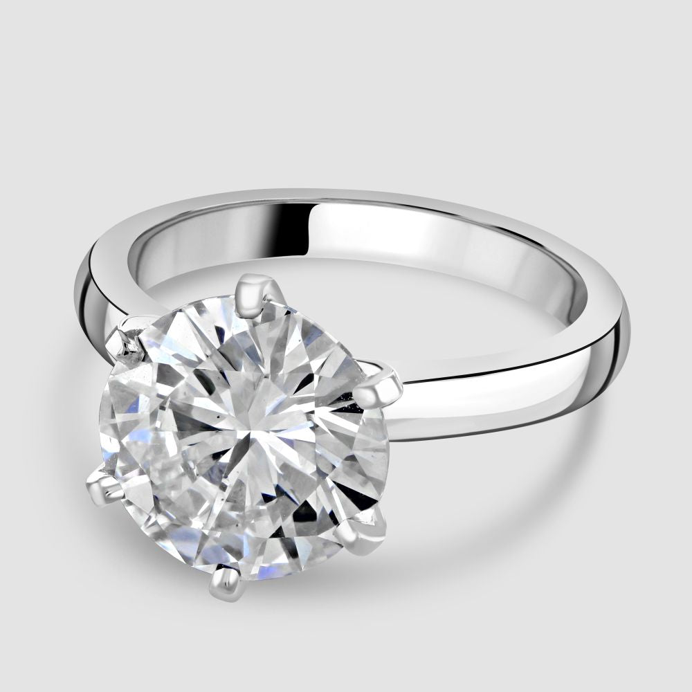 Stunning 4.02ct diamond solitaire ring