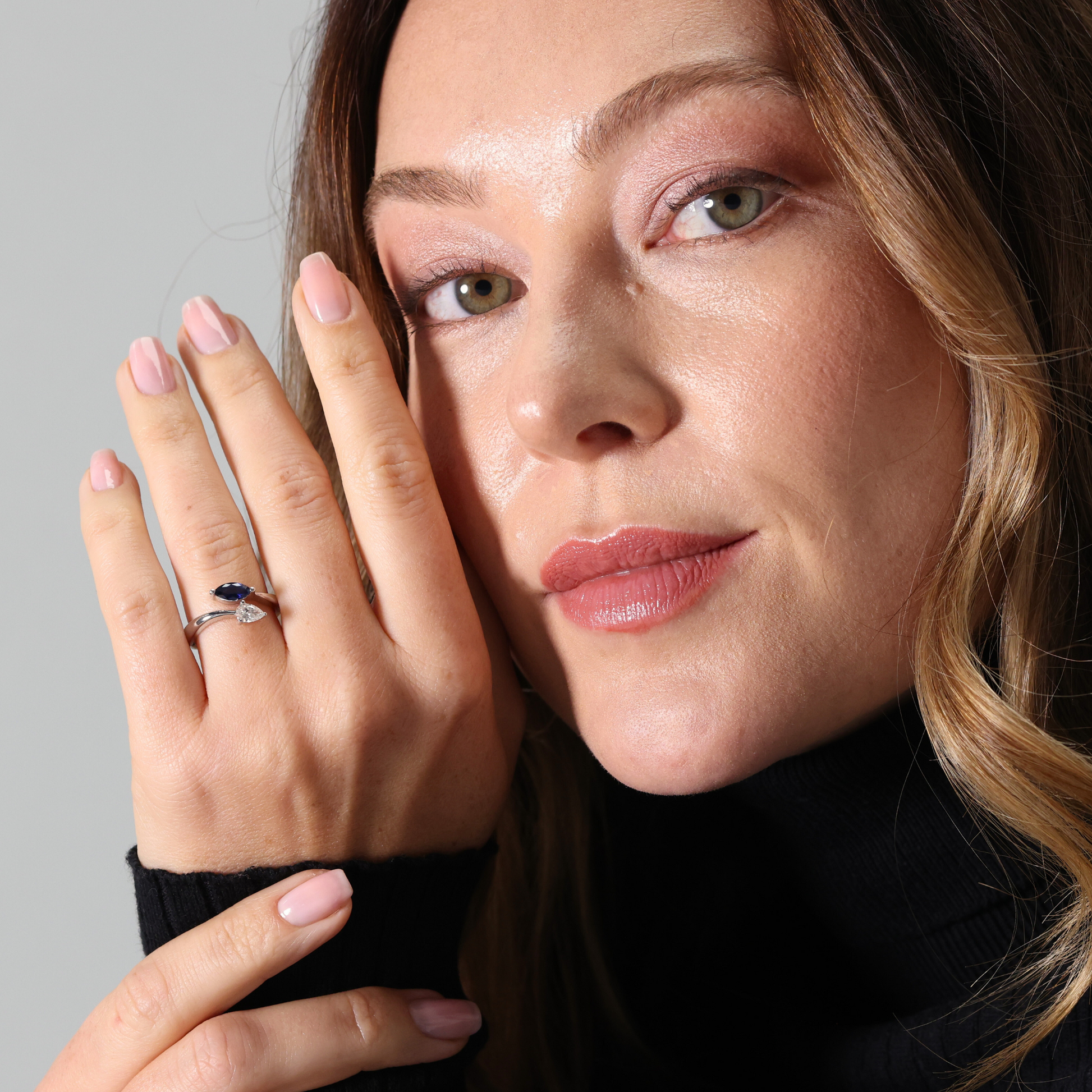 Moi et Toi sapphire and diamond crossover ring