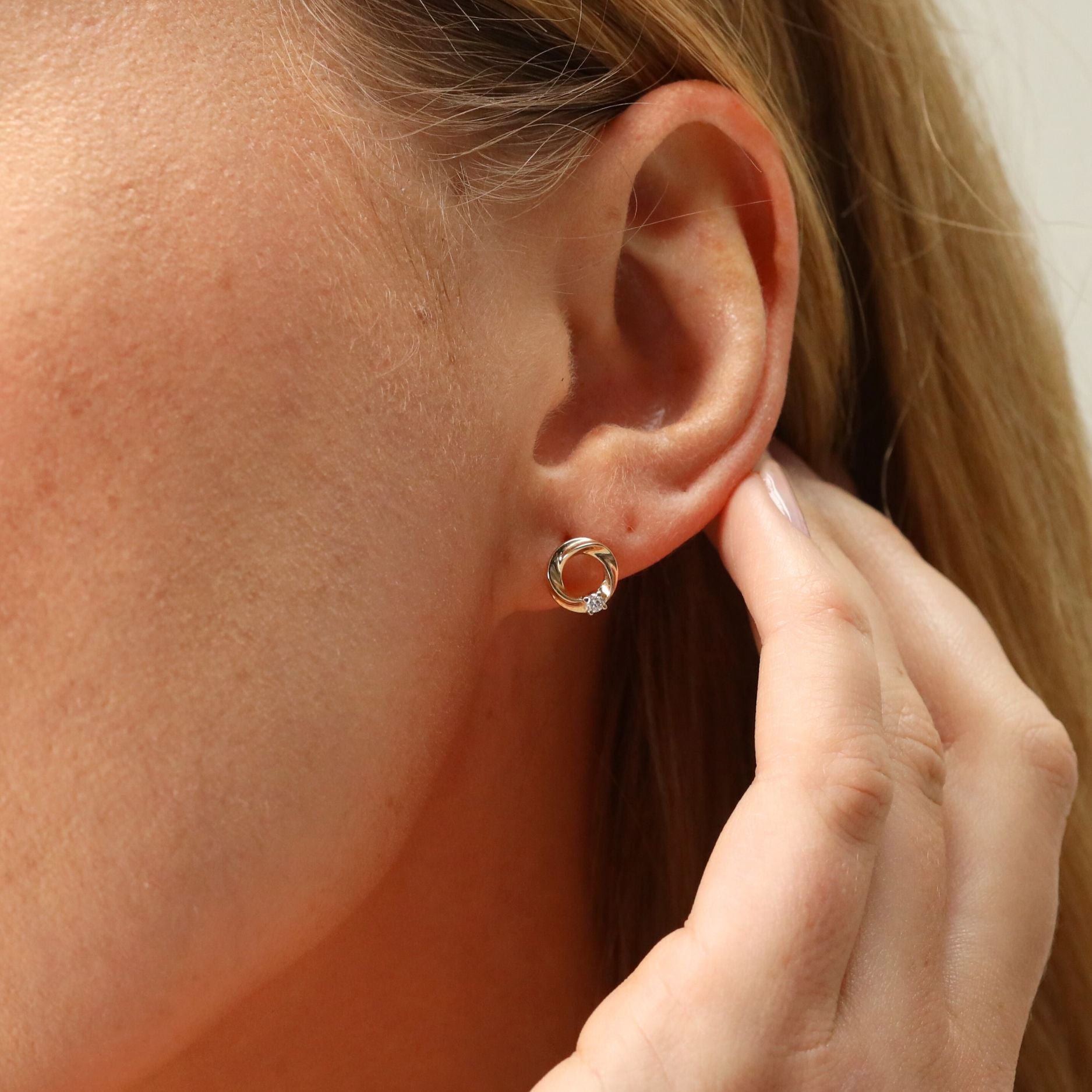 Circular diamond set stud earrings