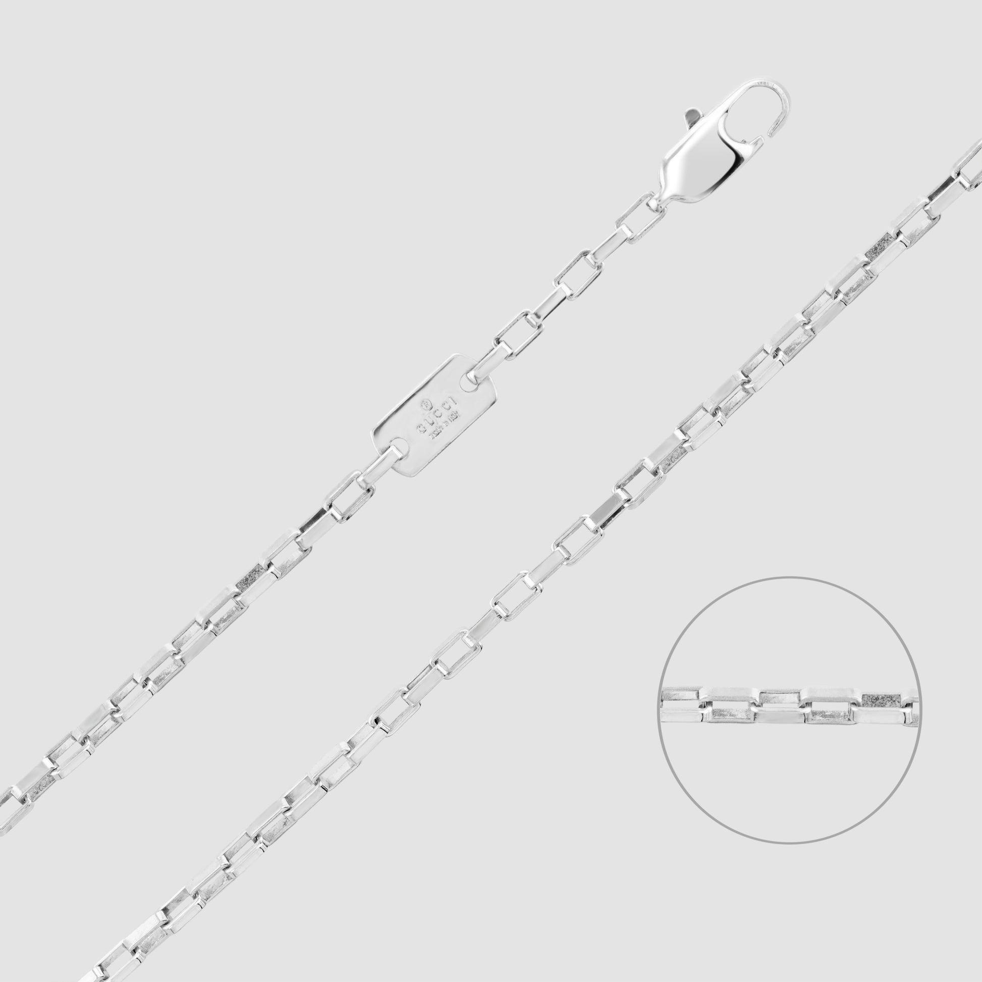 Silver Gucci Plate pendant and chain  2